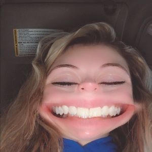 Meet your Posher, Avery